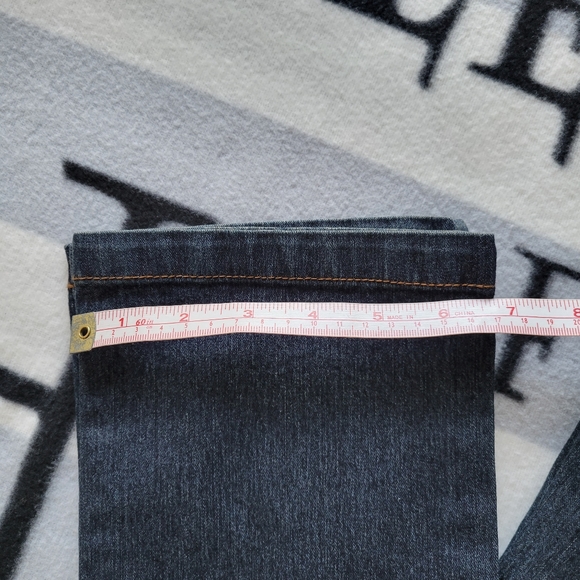 NEW Blue Jeans stretch size 28 push-up jeans - Picture 7 of 7